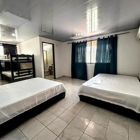 Casa Naty Crespo
